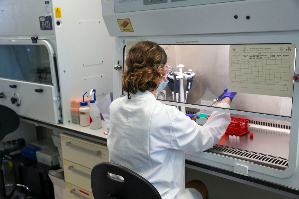 BRITAIN-ROYALS-HEALTH-VIRUS-VACCINE TRIALS