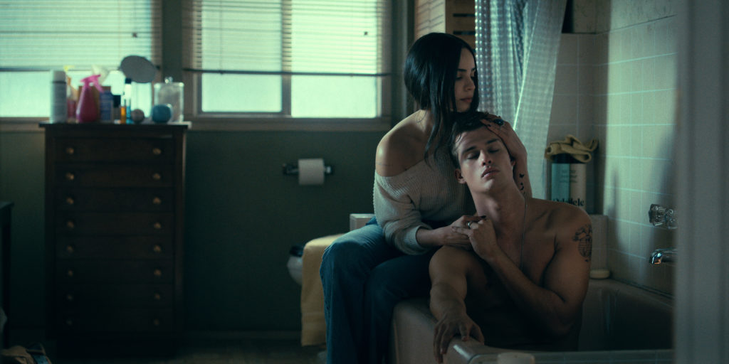 Sofia Carson as Cassie, Nicholas Galitzine as Luke in Purple Hearts
