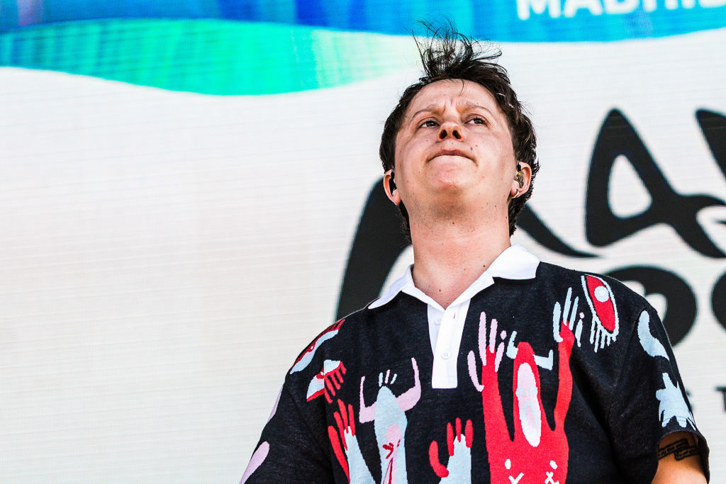 Conor Mason of Nothing but Thieves Rock band performs live