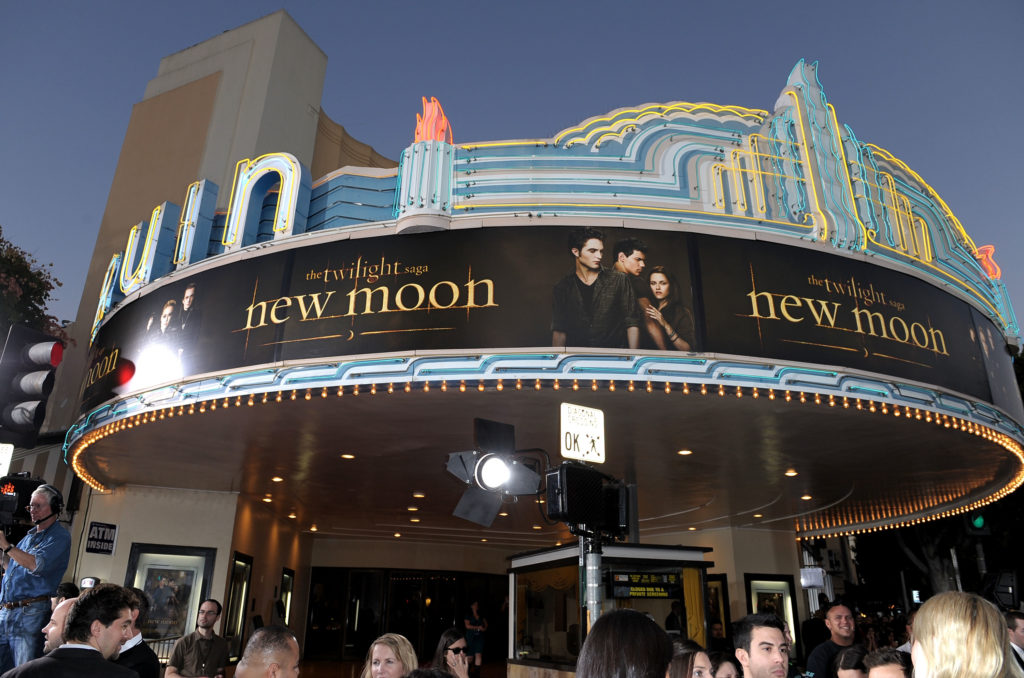 "The Twilight Saga: New Moon" Los Angeles Premiere - Arrivals