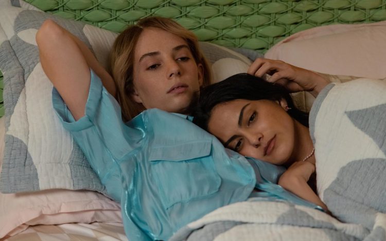Maya Hawke and Camila Mendes in Do Revenge