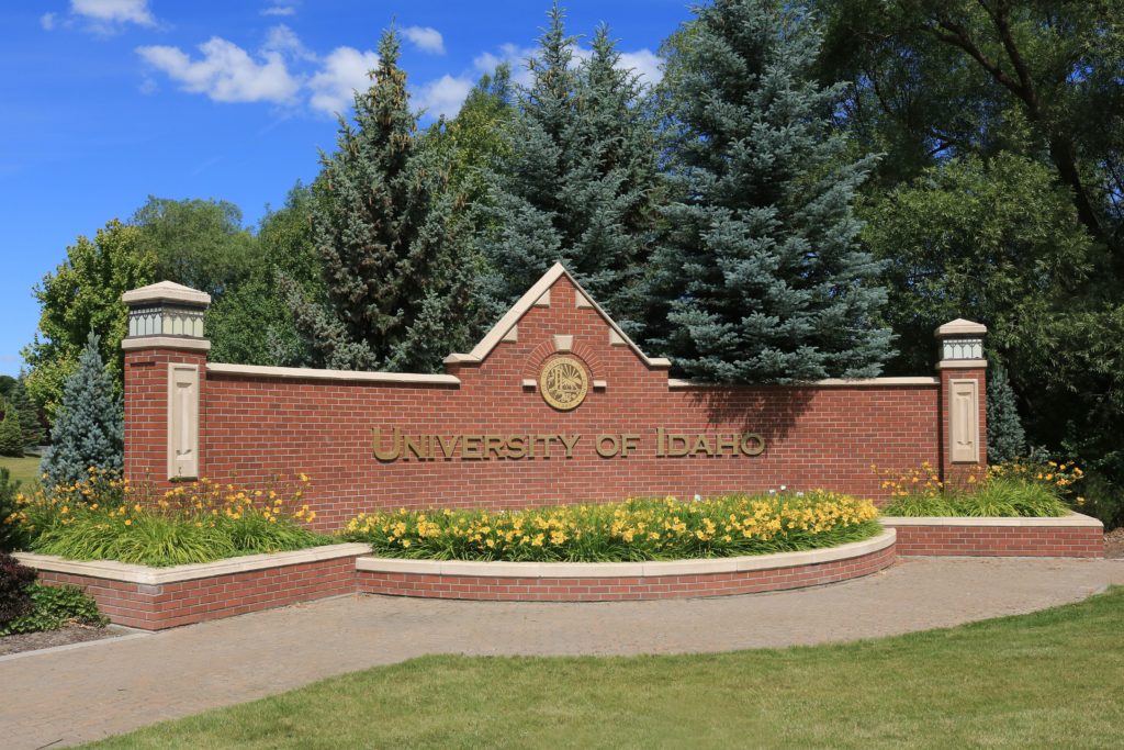 University of Idaho campus entry sign