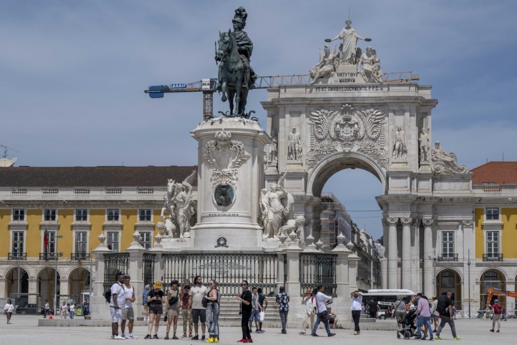 Daily Life In Lisbon